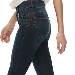 candies sculpt jeans